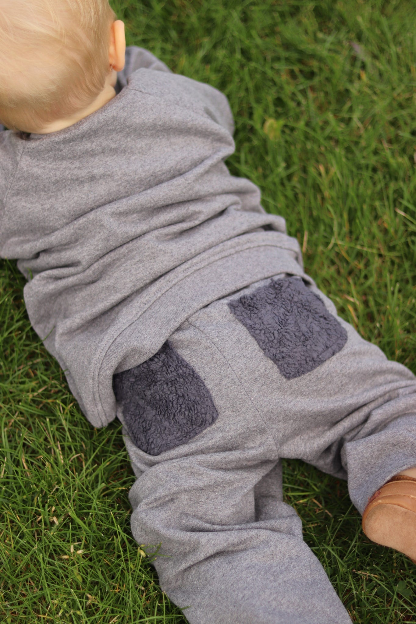 Luka sweat bukser med teddy bagpå - grey melange